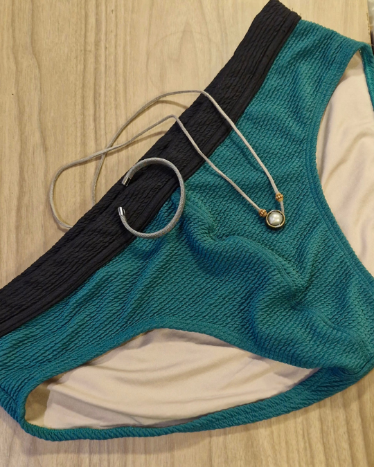 Sunga de Praia Verde Faixa Preta