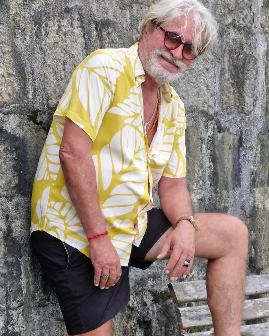 VISCOSE DIGITAL ESTAMPADA BRANCA E AMARELO