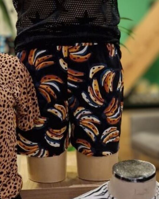 SHORT DE VISCOSE ESTAMPA TROPICAL