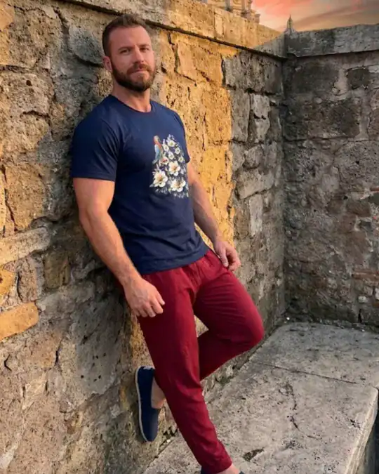 T-SHIRT TROPICAL FLORES